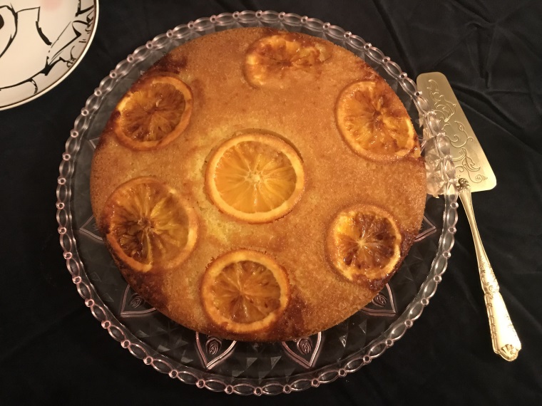 gâteau à l'orange avec rondelles visibles