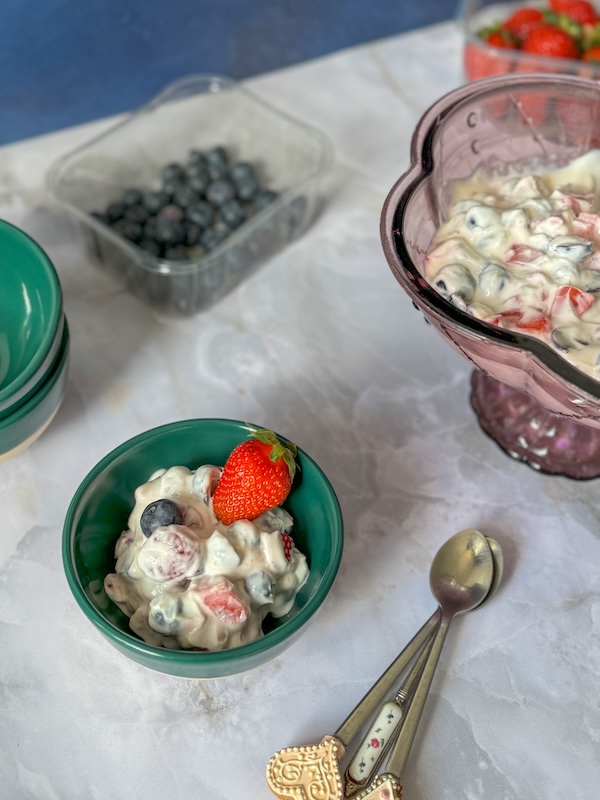 dessert au yaourt et fruits rouges