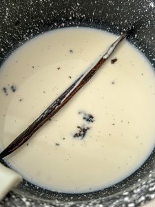 lait infusée à la vanille