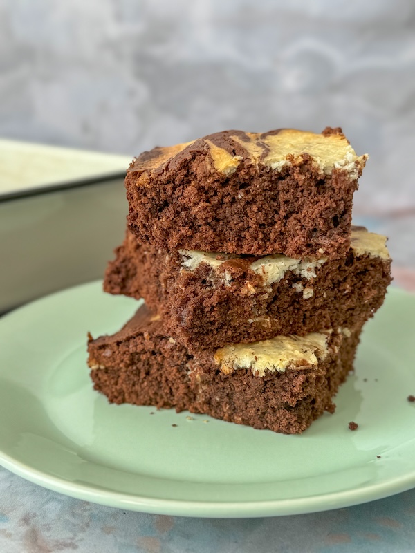 parts de brownies au chocolat et à la noix de coco