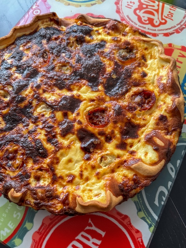 quiche au thon et aux tomates confites